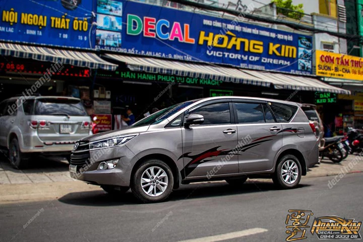 Tem Xe Toyota Innova - TIN032 - Ảnh 1