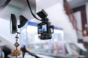 camera-hanh-trinh-vietmap-cho-xe-7-cho