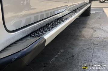 Bệ bước chân Hyundai Solati