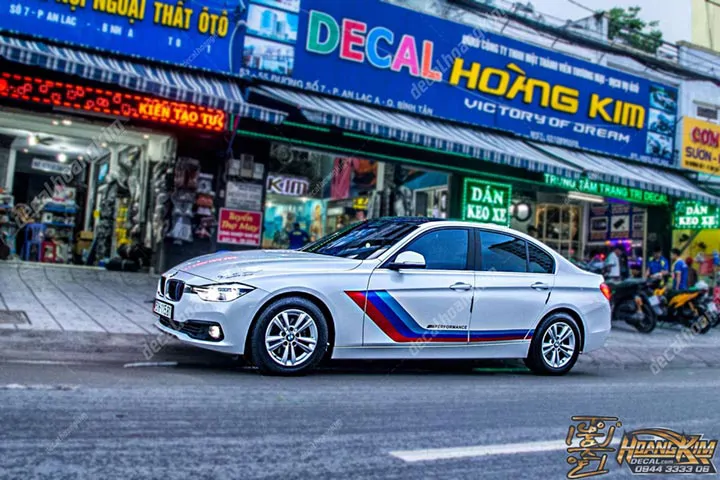 Tem Xe Bmw 320I - BMW010 - Ảnh 1
