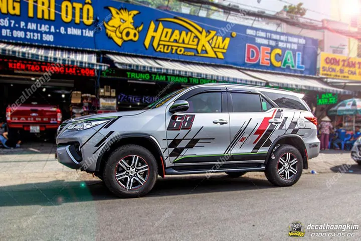 Tem Xe Toyota Fortuner - TFO085 - Ảnh 1