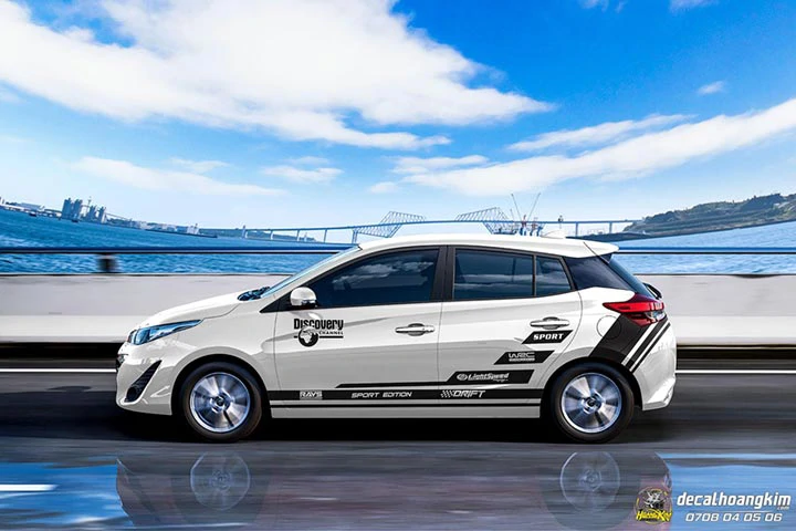 Tem Xe Toyota Yaris - TYA013 - Ảnh 1