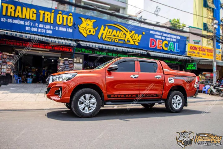 Tem Xe Toyota Hilux - THI011 - Ảnh 1