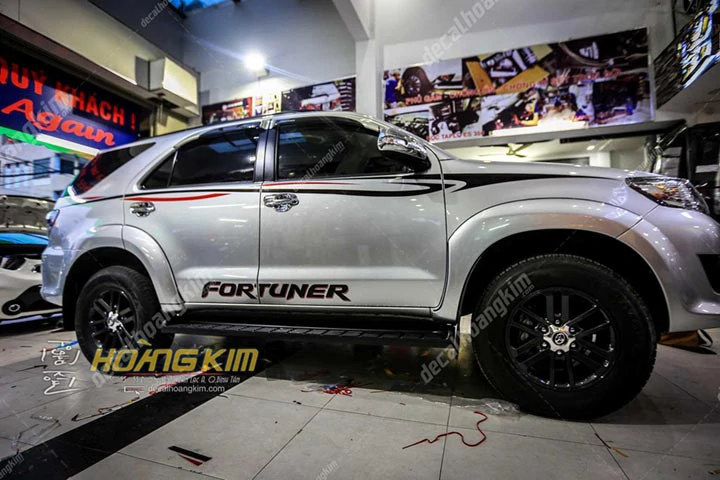 Tem Xe Toyota Fortuner - TFO003 - Ảnh 1