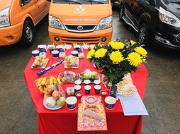 bai-cung-xe-o-to-dau-nam-2026-khoi-van-may-man