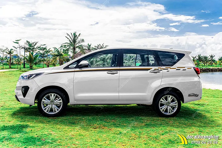 Tem Xe Toyota Innova - TIN012 - Ảnh 1