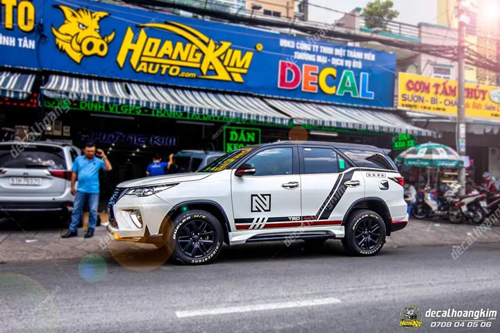 Tem Xe Toyota Fortuner - TFO081 - Ảnh 1