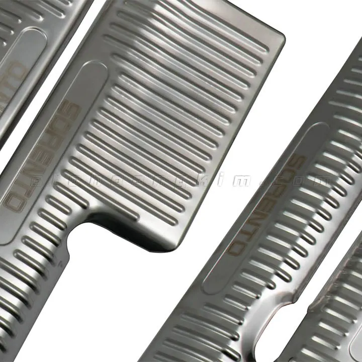 Nẹp bước chân trong Kia Sorento [2020-2021] inox mẫu 2 - Ảnh 3