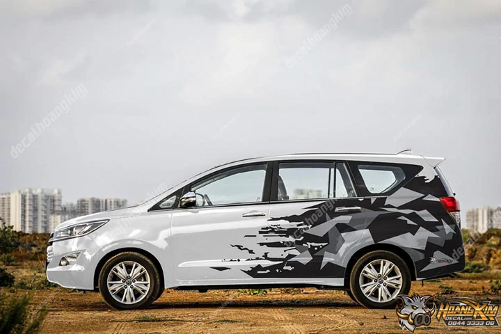 Tem Xe Toyota Innova - TIN044 - Ảnh 1