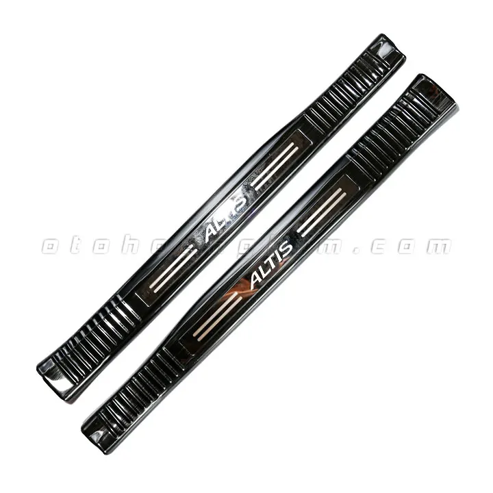 Nẹp bước chân trong Toyota Altis [2014-2021] titan - Ảnh 2