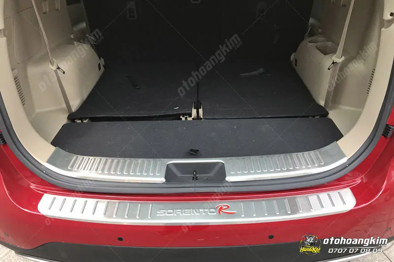 Chống trầy cốp sơn Kia Sorento [2014-2019] có chữ - Ảnh 4
