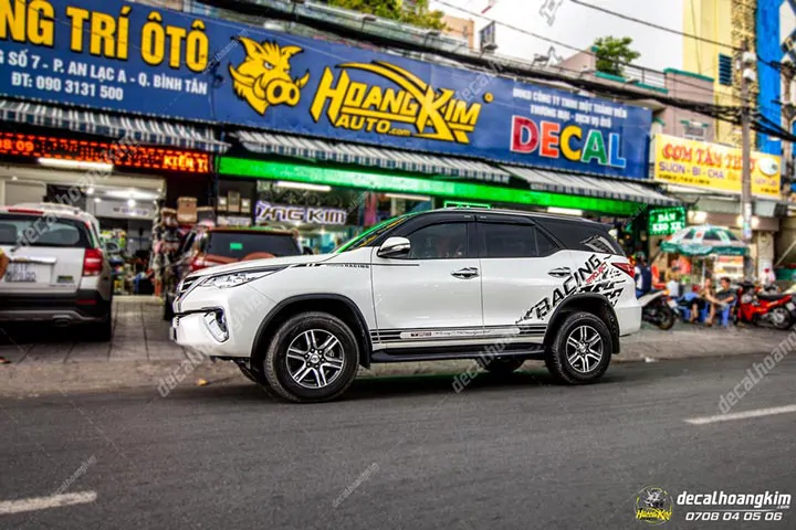 Tem Xe Toyota Fortuner - TFO080 - Ảnh 1