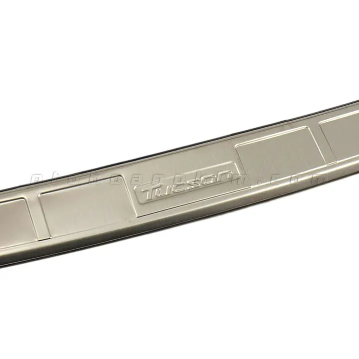 Chống trầy cốp ngoài Hyundai Tucson [2016-2020] inox - Ảnh 2