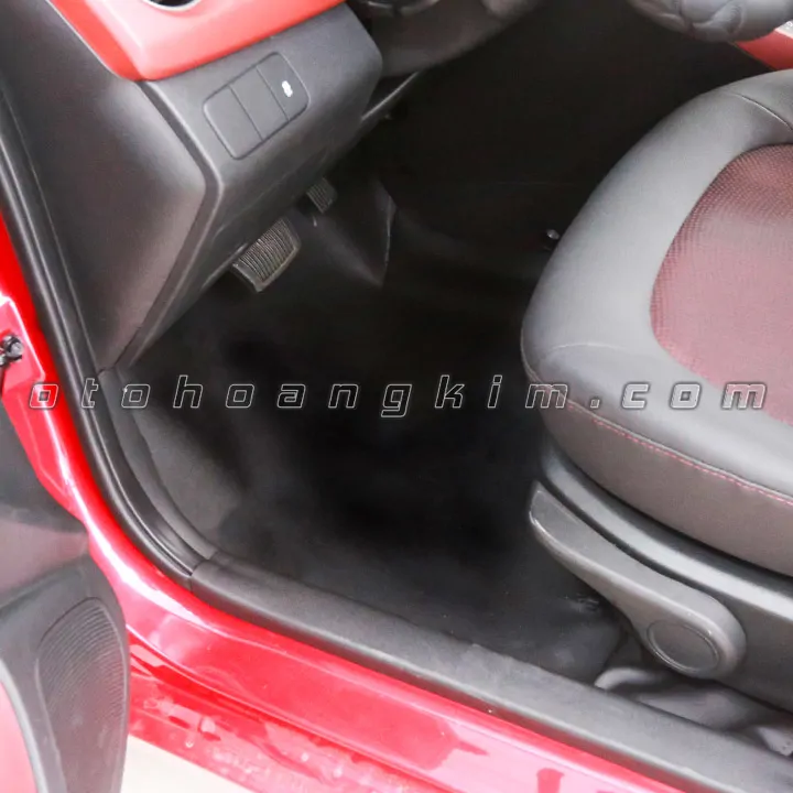 Thảm lót sàn xe ô tô Toyota Fortuner da - LSO003 - Ảnh 3