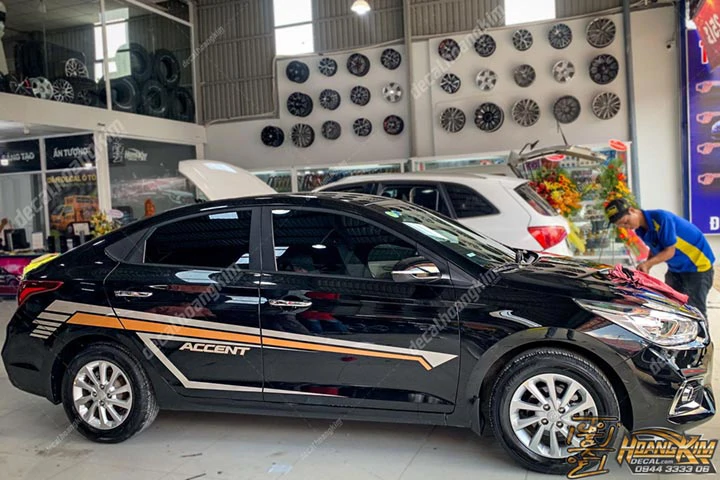 Tem Xe Hyundai Accent - HAC015 - Ảnh 1