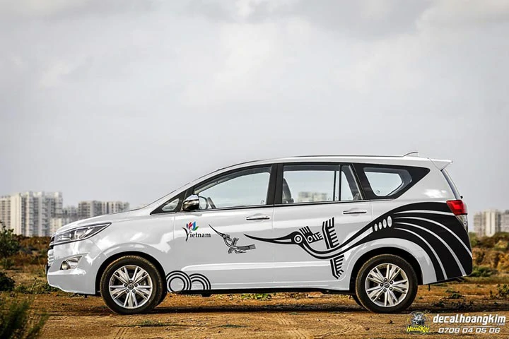 Tem Xe Toyota Innova - TIN050 - Ảnh 1