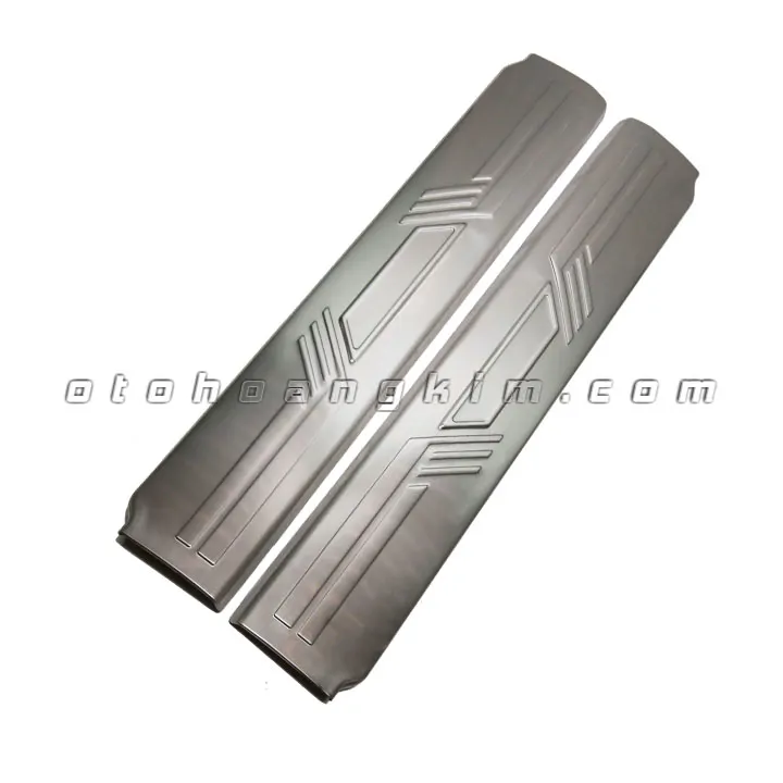 Nẹp bước chân trong Isuzu Mux [2015-2020] - Ảnh 2