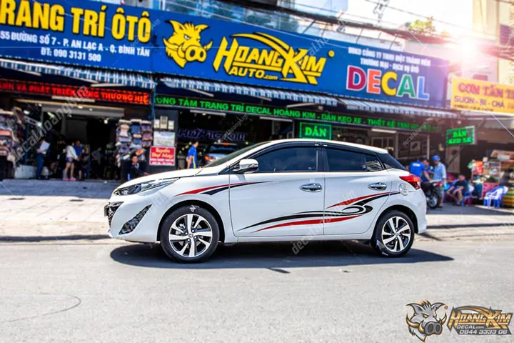 Tem Xe Toyota Yaris - TYA009 - Ảnh 1