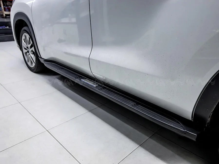 Bậc lên xuống cơ Innova 2023 mẫu đen  - Ảnh 4