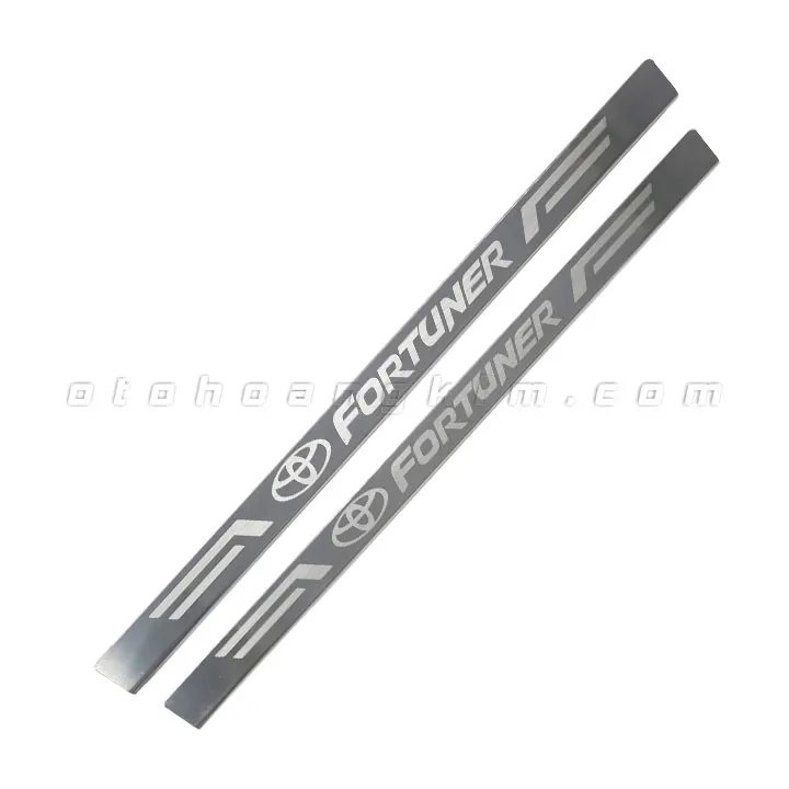 Nẹp bước chân ngoài Toyota Fortuner [2009-2015] - Ảnh 3