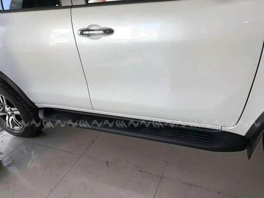 Bậc lên xuống cơ Fortuner 2017+ - Ảnh 2