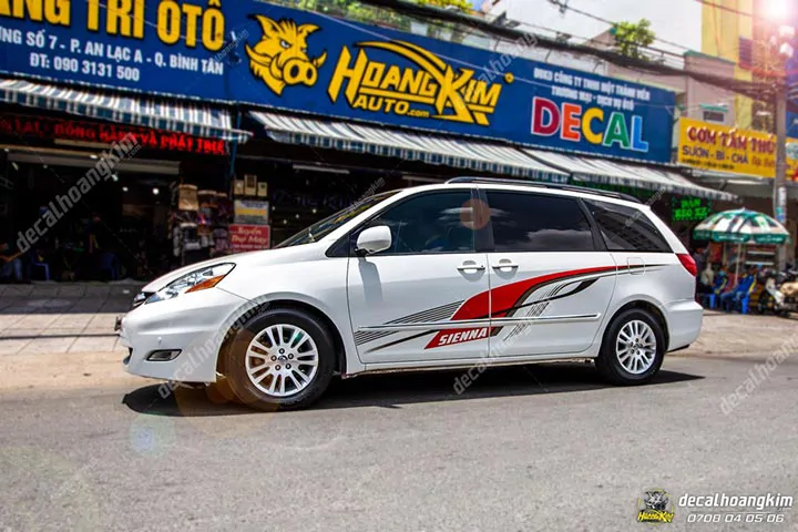 Tem Xe Toyota Sienna - TSI001 - Ảnh 1