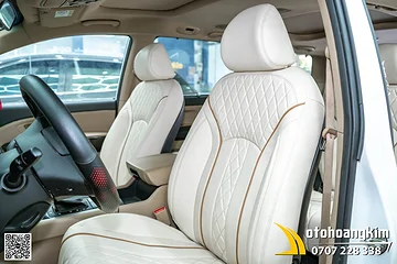 Bọc Ghế Da Nappa Xe Sedona Màu Trắng Viền Nâu