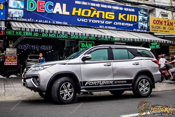 Tem Xe Toyota Fortuner - TFO020 - Ảnh 1