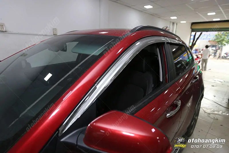 Vè che mưa Hyundai Kona [2018-2020] viền inox - Ảnh 4