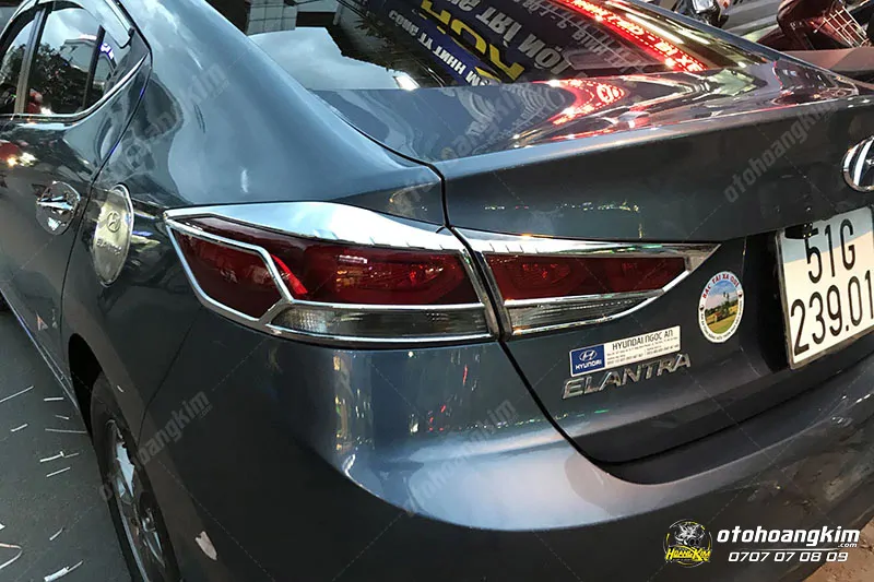 Viền đèn sau Hyundai Elantra [2017-2019] - Ảnh 4
