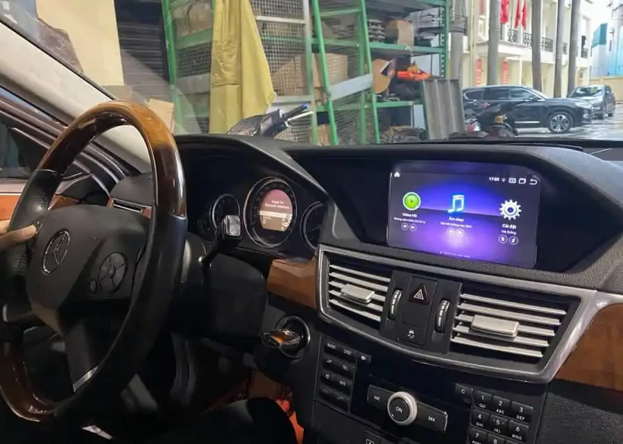 Màn hình Android Omas C400 Mercedes Benz E250 2009 - Ảnh 1
