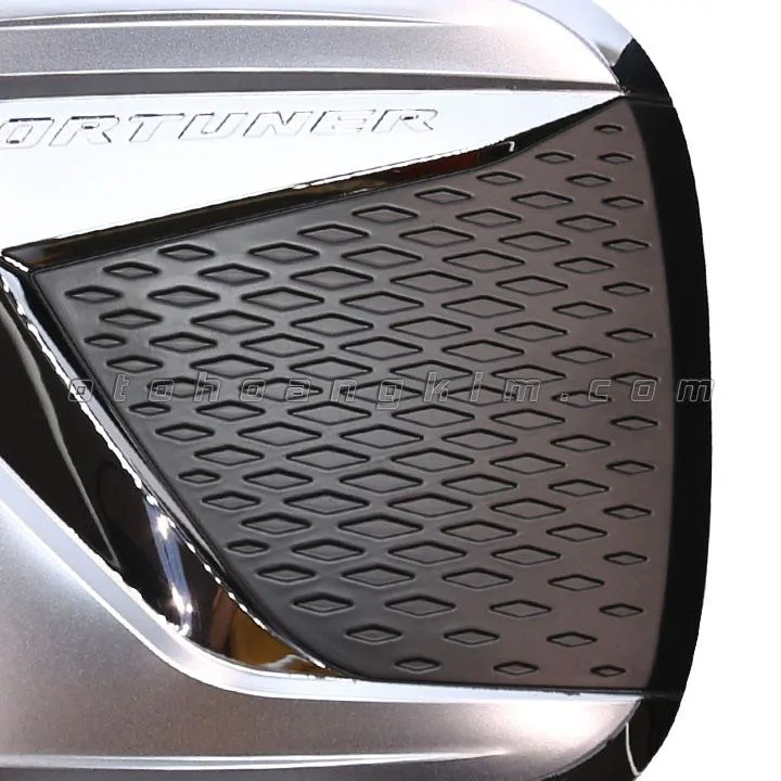 Nắp xăng Toyota Fortuner [2016-2021] Thái Lan - Ảnh 2