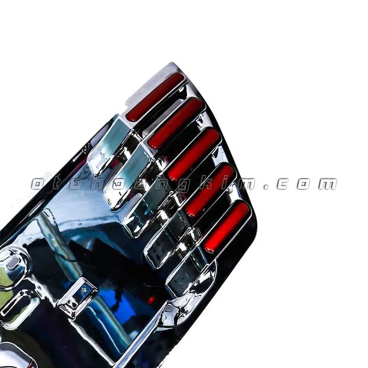Ốp biển số xe Toyota Fortuner [2016-2019] Trung Quốc có đèn - Ảnh 3