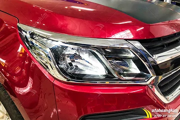 Viền Đèn Trước Chevrolet Trailblazer