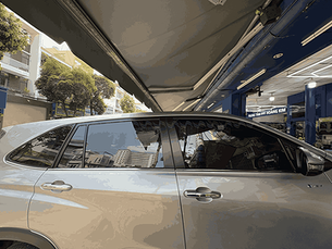 Phim cách nhiệt 3M CR BLK 15 kính hông cho Innova