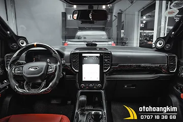 Ốp nội thất cacbon xe Ford Everest 2023