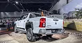 Ốp cua lốp Triton 2024 mẫu đinh - ảnh 4