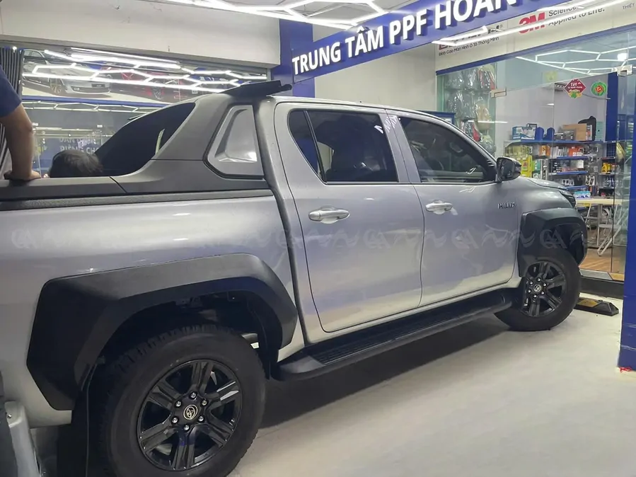 Body Kit Toyota Hilux 2024: Nâng tầm phong cách mạnh mẽ - Ảnh 2