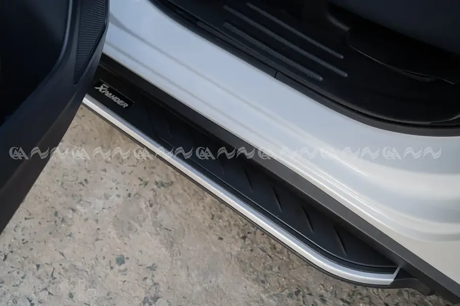 Bậc lên xuống cơ Xpander 2019+ mẫu 2 màu - Ảnh 4