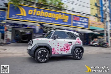 Tem xe Vinfast VF3 hoạ tiết hoa hồng