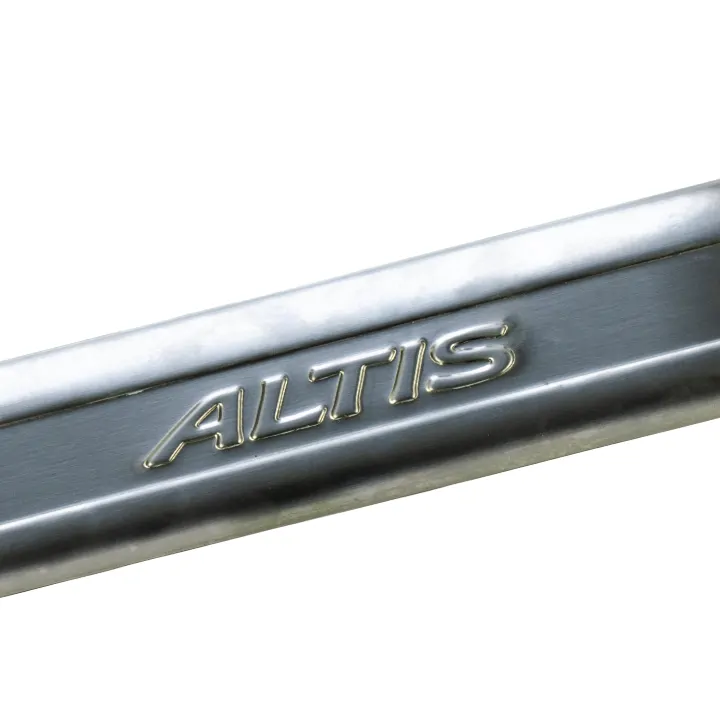 Nẹp Bước Chân Trong Altis 2017 - 2021 Inox - Ảnh 2