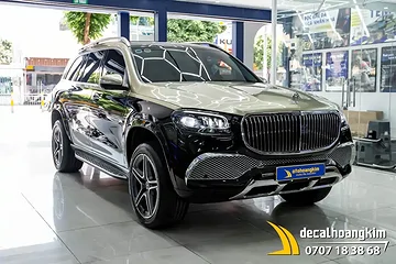 Mercedes GLS 450 dán đổi màu phong cách Maybach