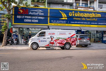 Dán tem quảng cáo Thaco Towner - Thực phẩm Cát Tiên sắc nét
