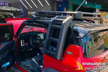 Thang Gắn Kính Hông Cho VF3