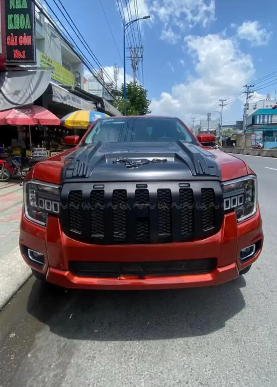 Mặt ca lăng Everest 2022 mẫu Jeep - Ảnh 2