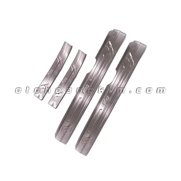Nẹp bước chân trong Kia K5 mới
