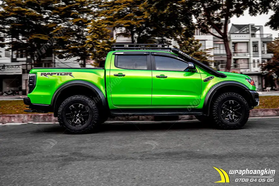 Dán đổi màu Candy táo xanh chuyển vàng Ford Ranger - Ảnh 5