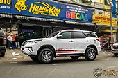 Tem Xe Toyota Fortuner - TFO040