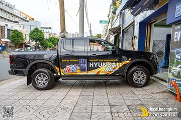 Dán tem quảng cáo xe Ranger mẫu dầu nhớt Hyundai XTeer