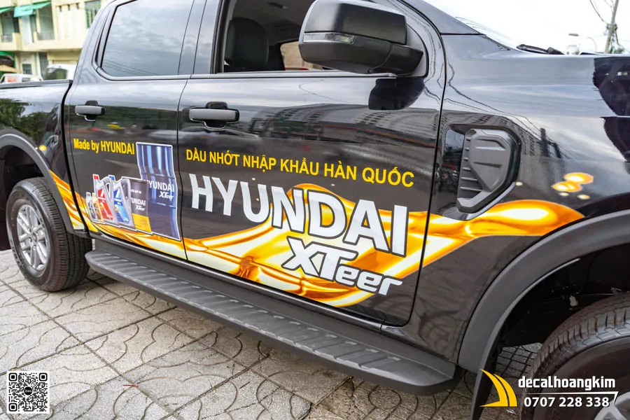 Dán tem quảng cáo xe Ranger mẫu dầu nhớt Hyundai XTeer - Ảnh 3